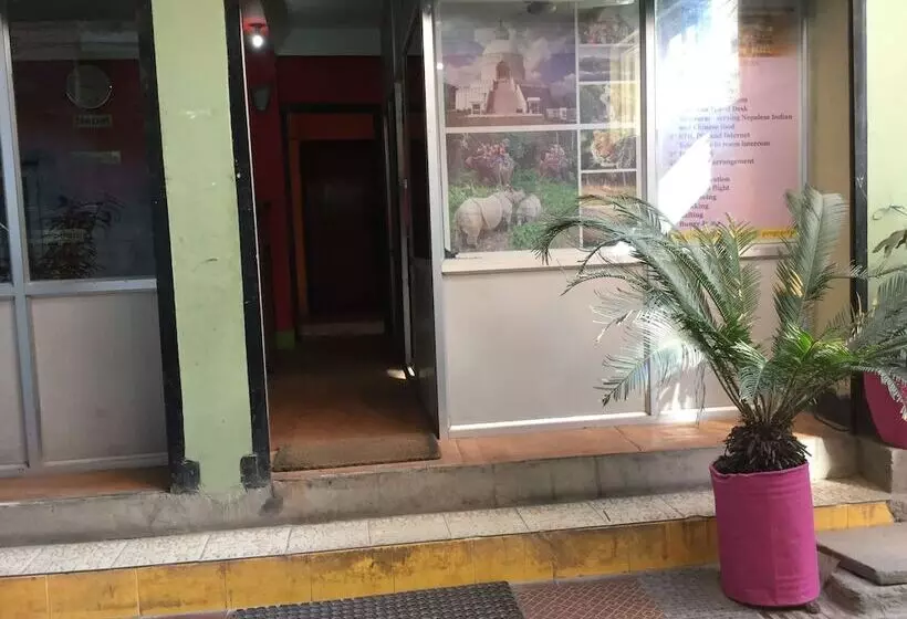 هتل Pashupati Darshan