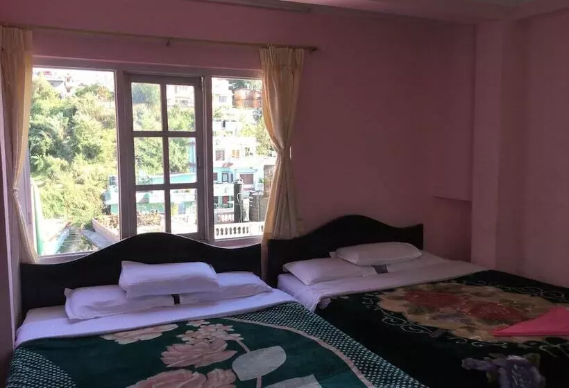 هتل Pashupati Darshan