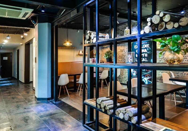 호텔 Shanghai Fish Inn East Nanjing Road