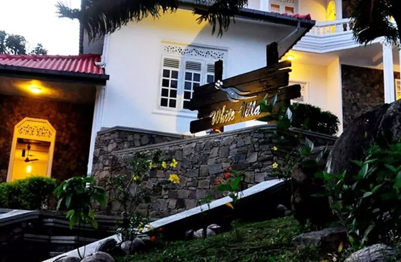 בית מלון כפרי White Villa Kandy