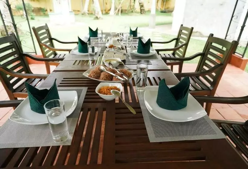 Pension (Hôtel basse catégorie) Gedara Villa