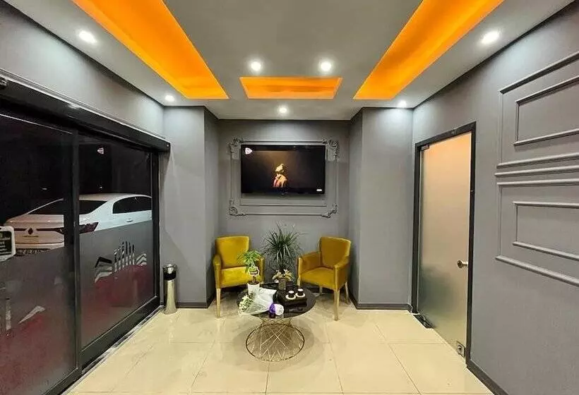 ホテル Cevas Suite