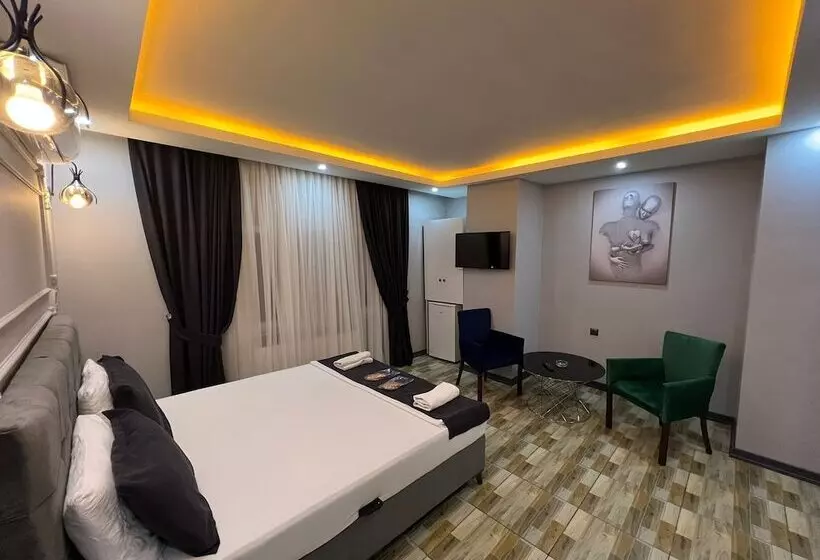 ホテル Cevas Suite