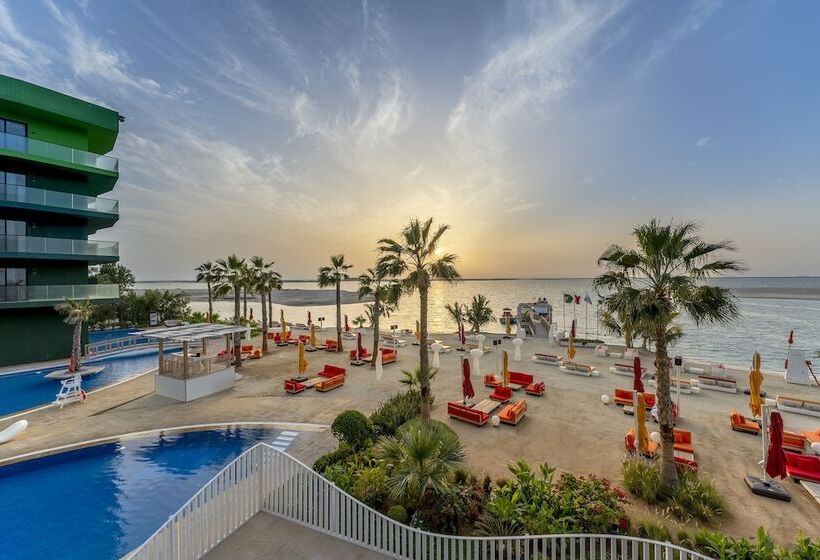 Voco Monaco Dubai, an IHG Hotel - Adults Only