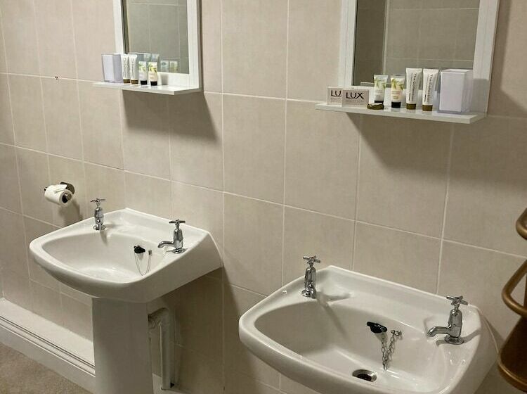 ホテル The Black Swan