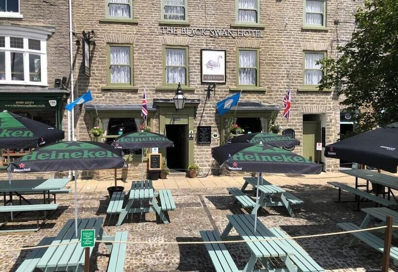 ホテル The Black Swan