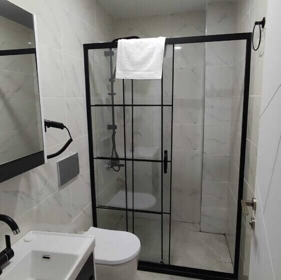 בית מלון כפרי The City Palace