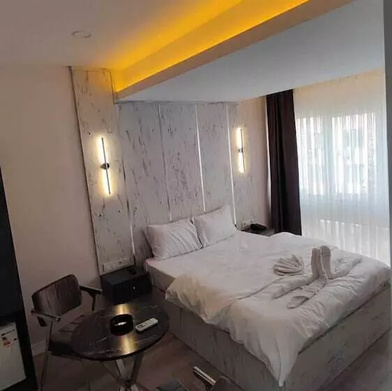 ホテル The City Palace