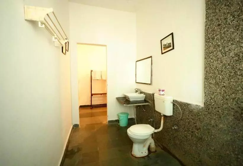 Lomakeskus Pangarh Lake Retreat