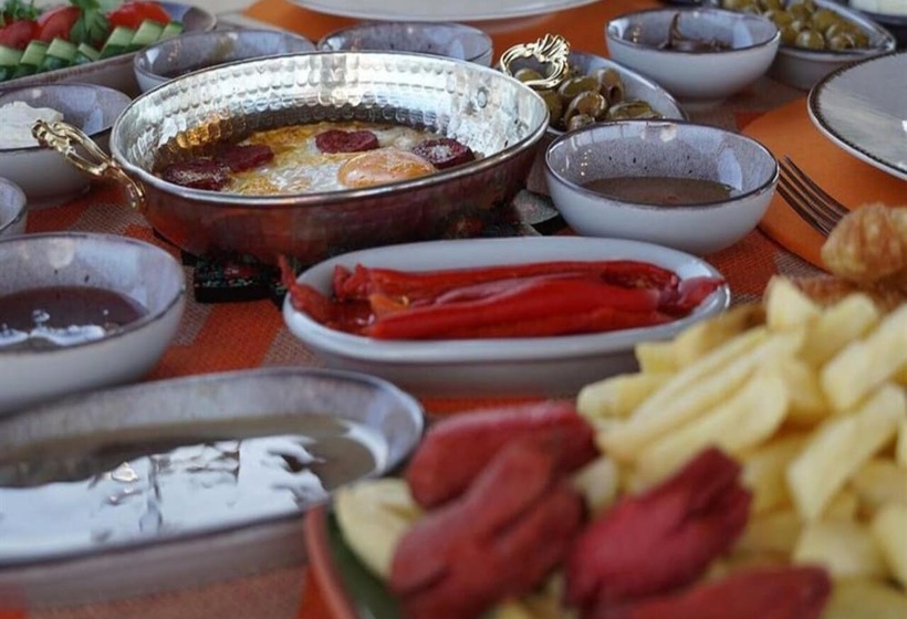 هتل Tale Cave İnn