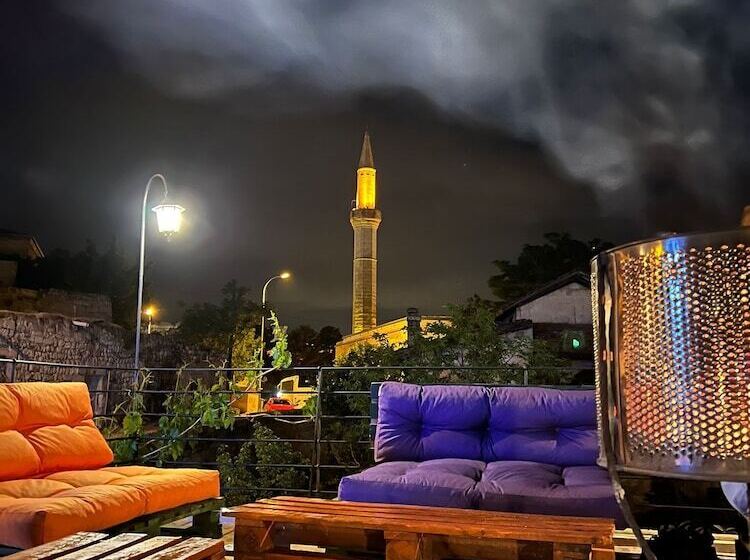 هتل Tale Cave İnn