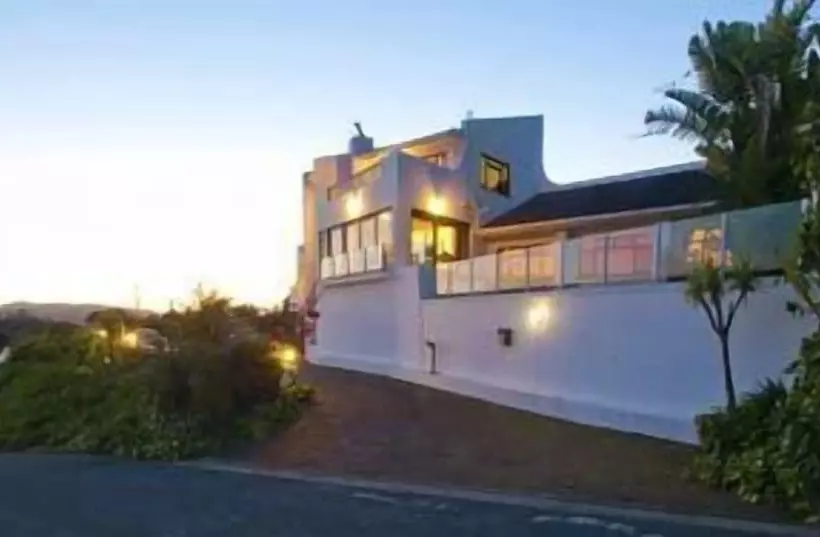 住宿加早餐  Blue Oyster