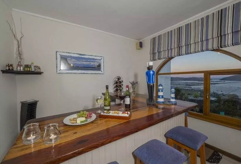 住宿加早餐  Blue Oyster