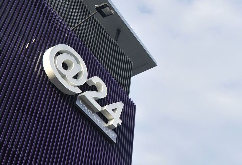 호텔 At 24 Boutique