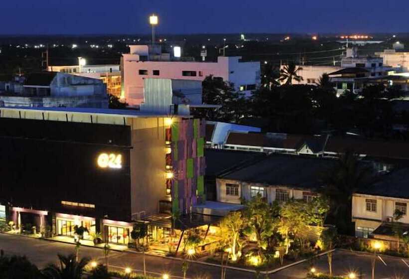 호텔 At 24 Boutique