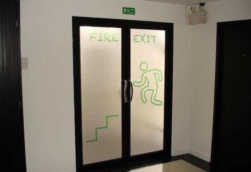 호텔 At 24 Boutique