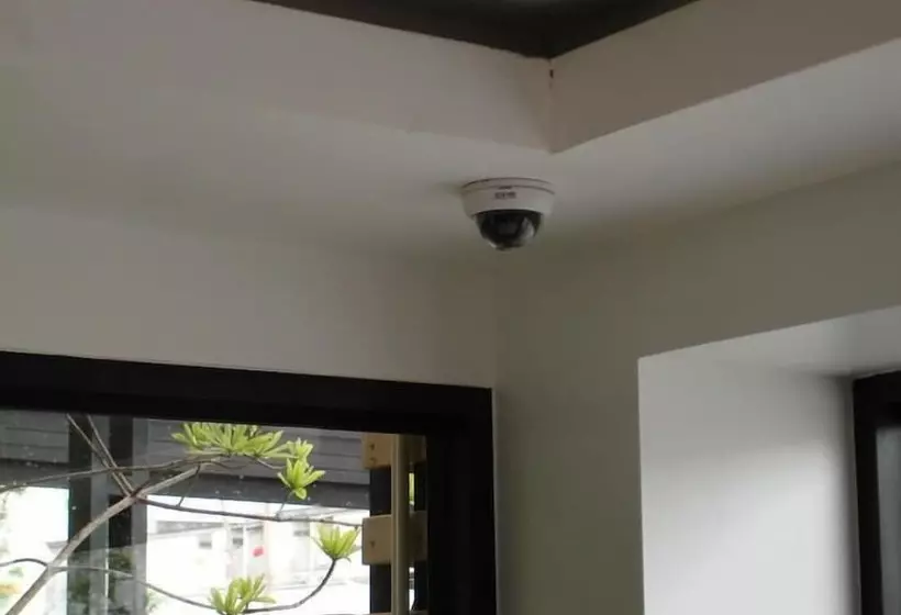 هتل At 24 Boutique