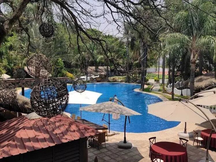 هتل Jardin De La Abundancia