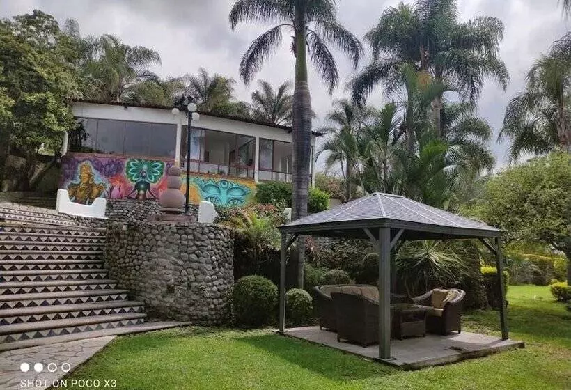 هتل Jardin De La Abundancia
