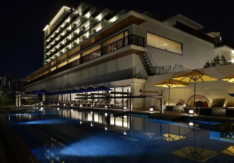 Hotelli Kobe Minato Onsen Ren