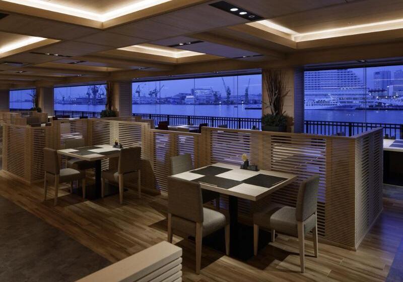 Hotelli Kobe Minato Onsen Ren