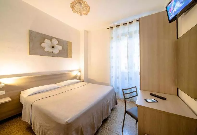 هتل La Belle Epoque