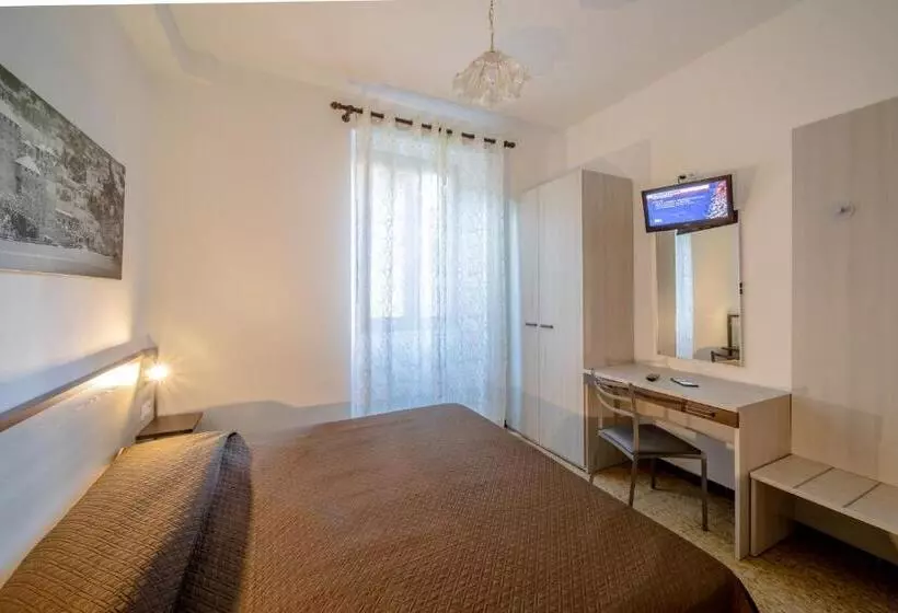 هتل La Belle Epoque