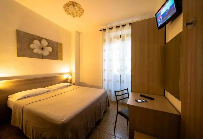 هتل La Belle Epoque