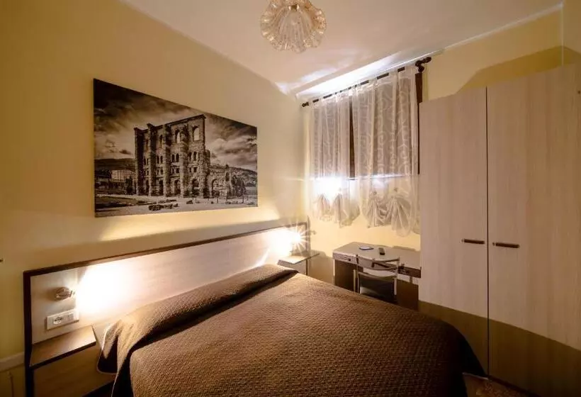 هتل La Belle Epoque