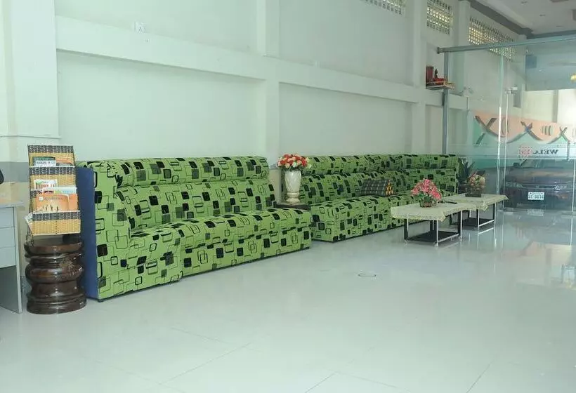 ホテル Lux Star Town