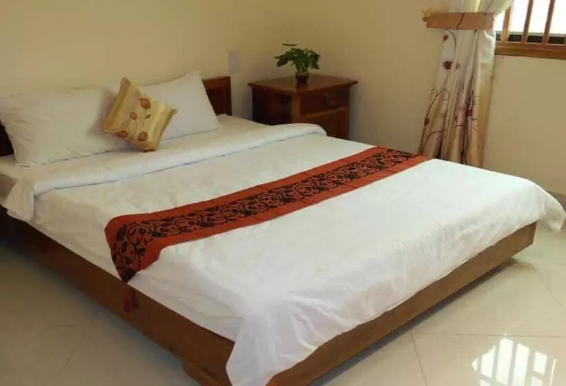 ホテル Lux Star Town