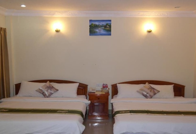 Отель Lux Star Town