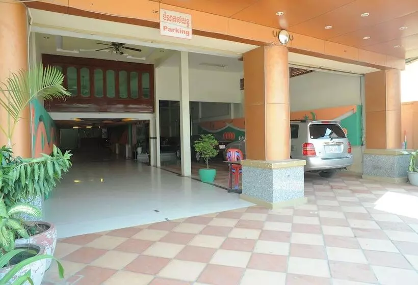 ホテル Lux Star Town