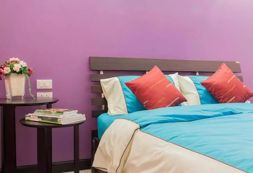 Hotel Nam Talay Resort