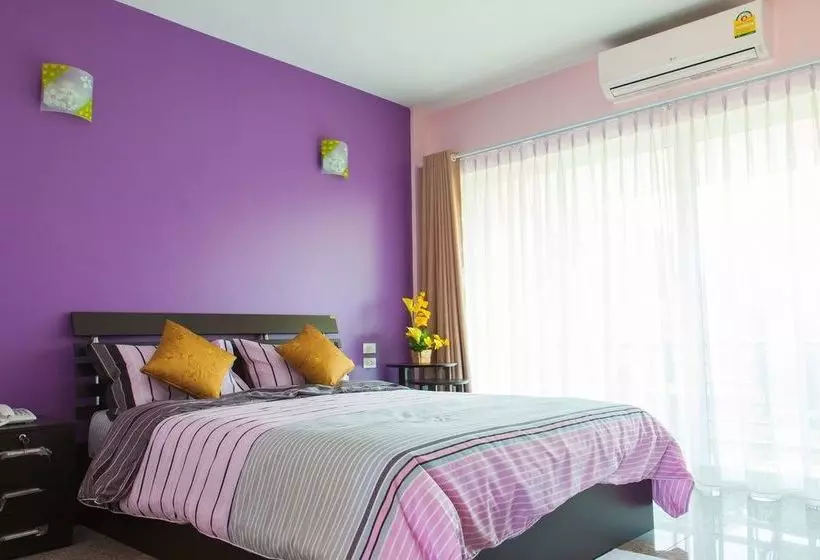 Hotel Nam Talay Resort