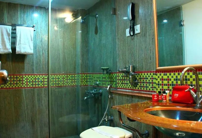 호텔 Oyo Premium Begumpet