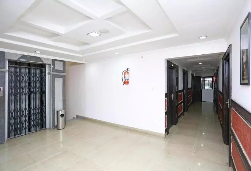 ホテル O Saraswathi Residency Near Sr Nagar Metro Station
