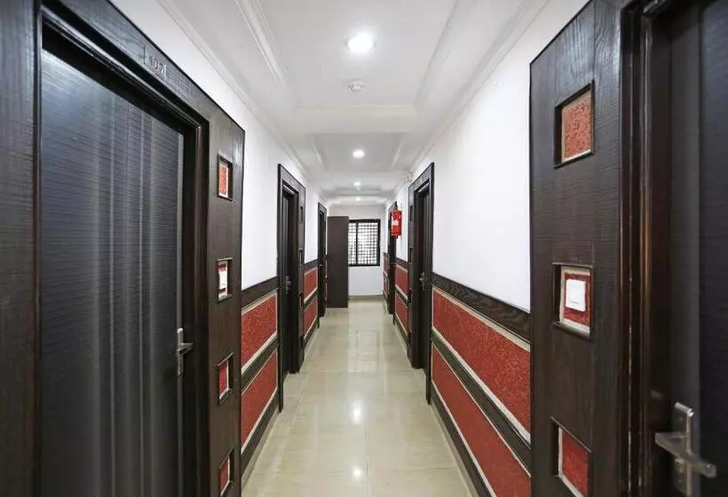 ホテル O Saraswathi Residency Near Sr Nagar Metro Station