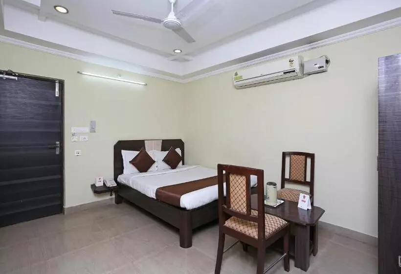 ホテル O Saraswathi Residency Near Sr Nagar Metro Station