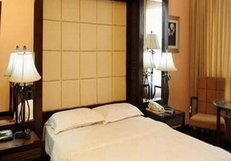 Planta Centro Bacolod Hotel & Residences