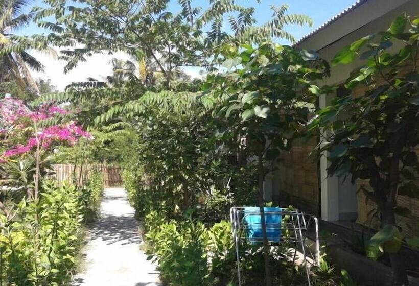 호텔 Putri Homestay