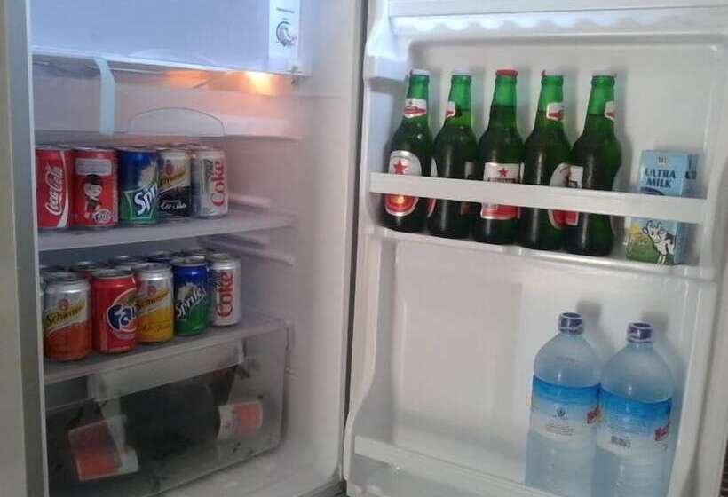 호텔 Putri Homestay