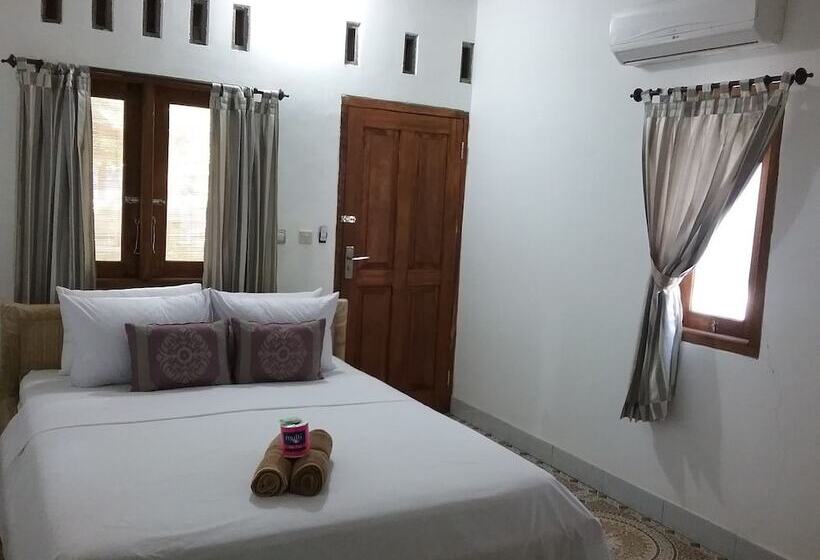 호텔 Putri Homestay