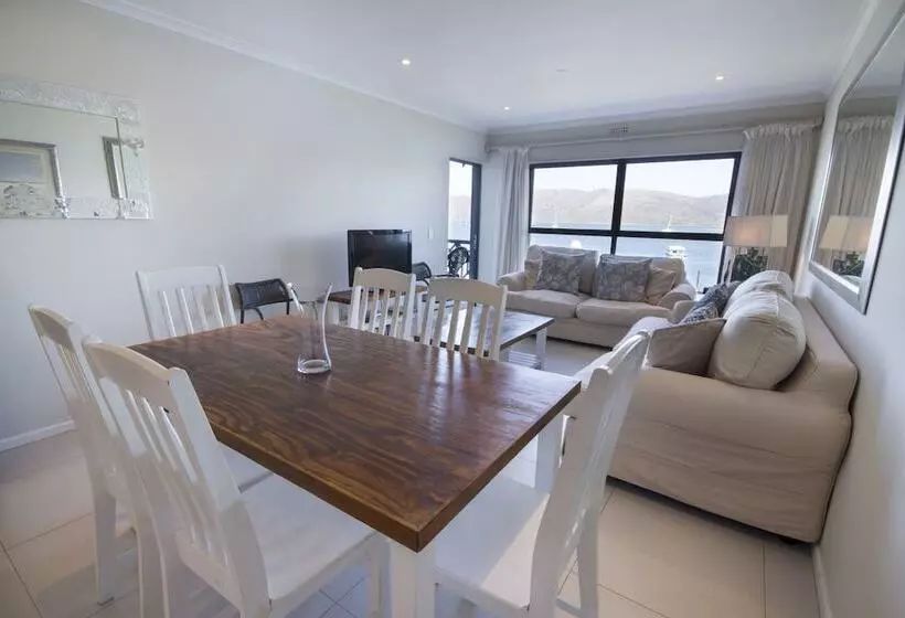 Laguna Grove Holiday Rentals