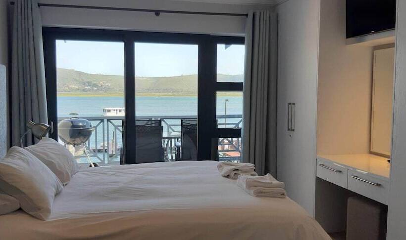 Laguna Grove Holiday Rentals