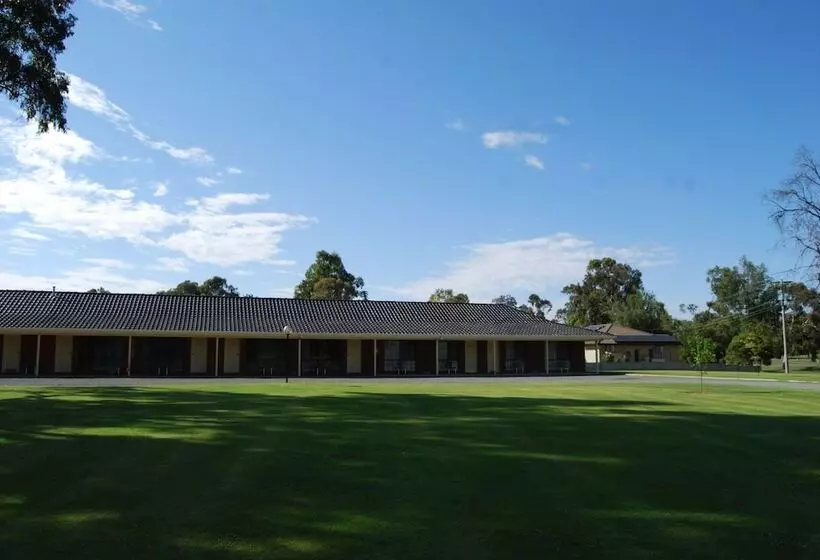 모텔 Sportsmans Motor Inn