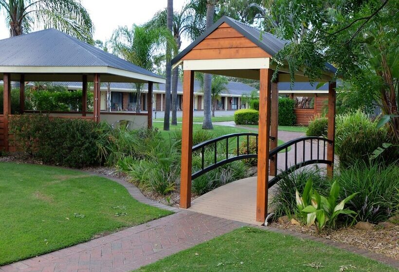 モーテル Sportsmans Motor Inn