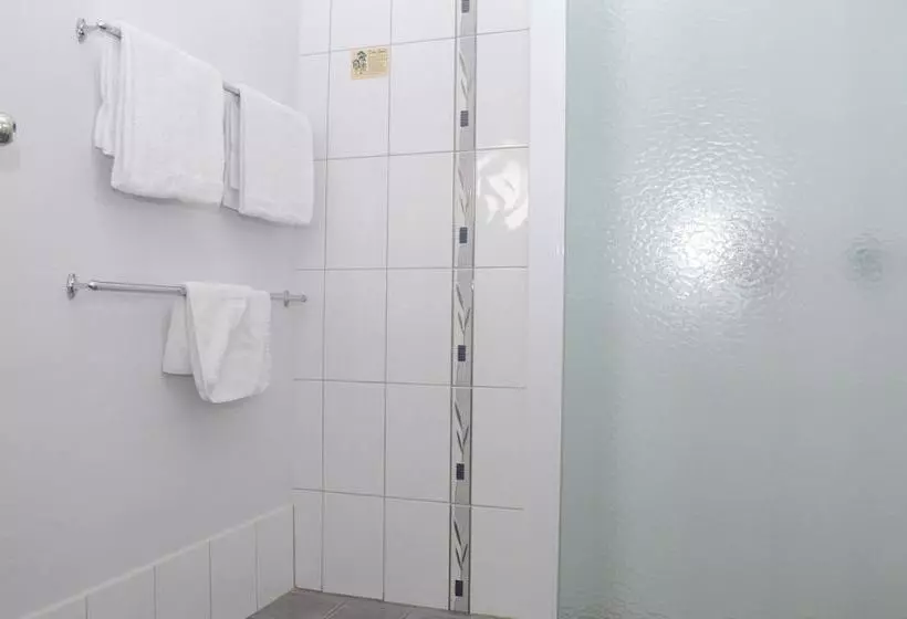 모텔 Sportsmans Motor Inn