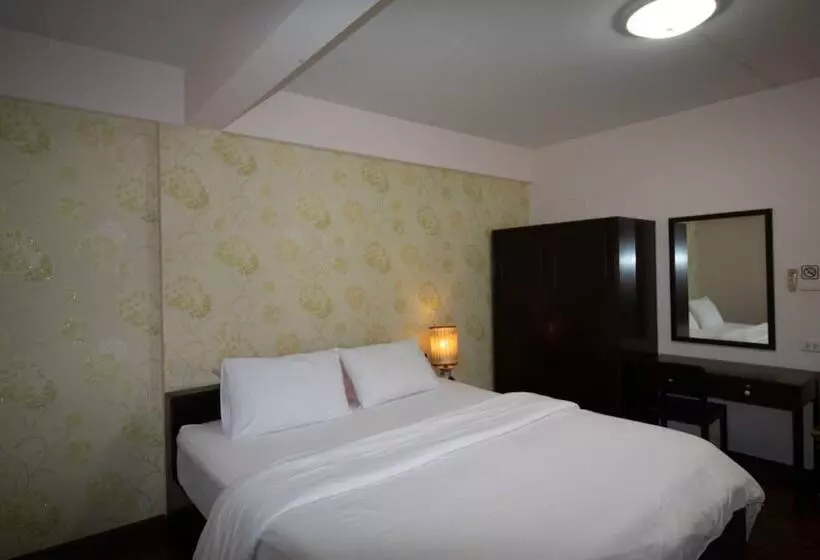 Пансион Sabai House