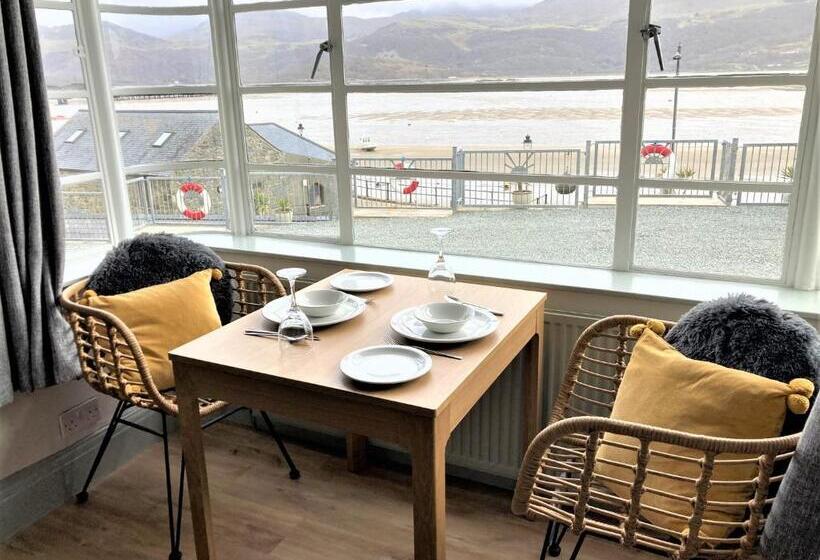 膳宿费 Sunray Apartments